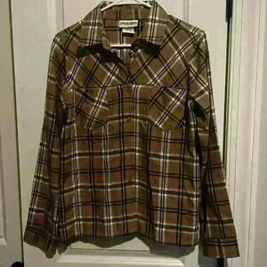 Vintage Classic Blues Wrangler Buttondown size L looks similar to Burberry Plaid